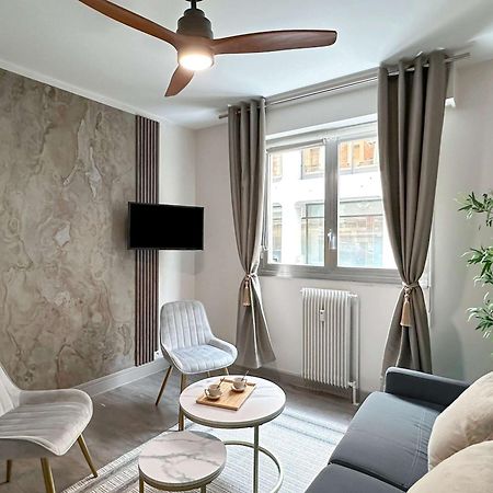 Elegant Escape Near Arc De Triomphe Apartment Paris Exterior photo