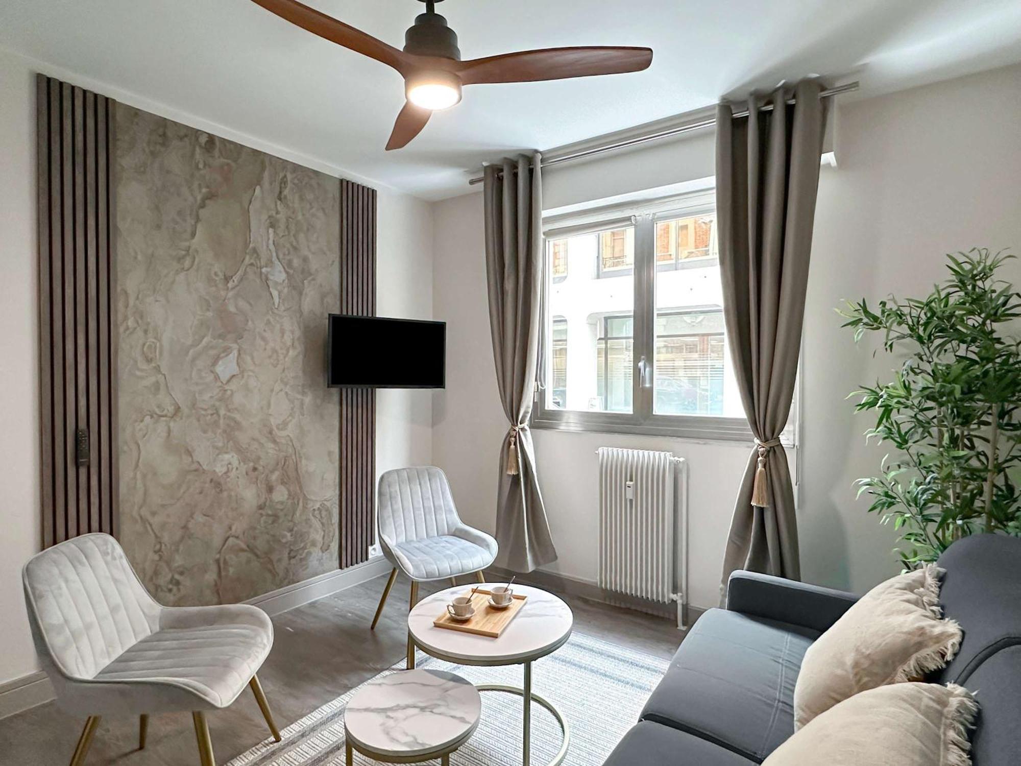 Elegant Escape Near Arc De Triomphe Apartment Paris Exterior photo